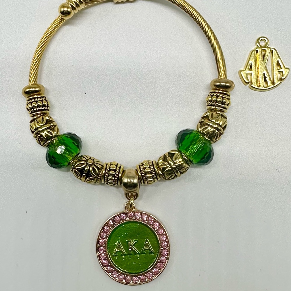 AKA Elegant Green and Gold Bracelet with AKA Pendant